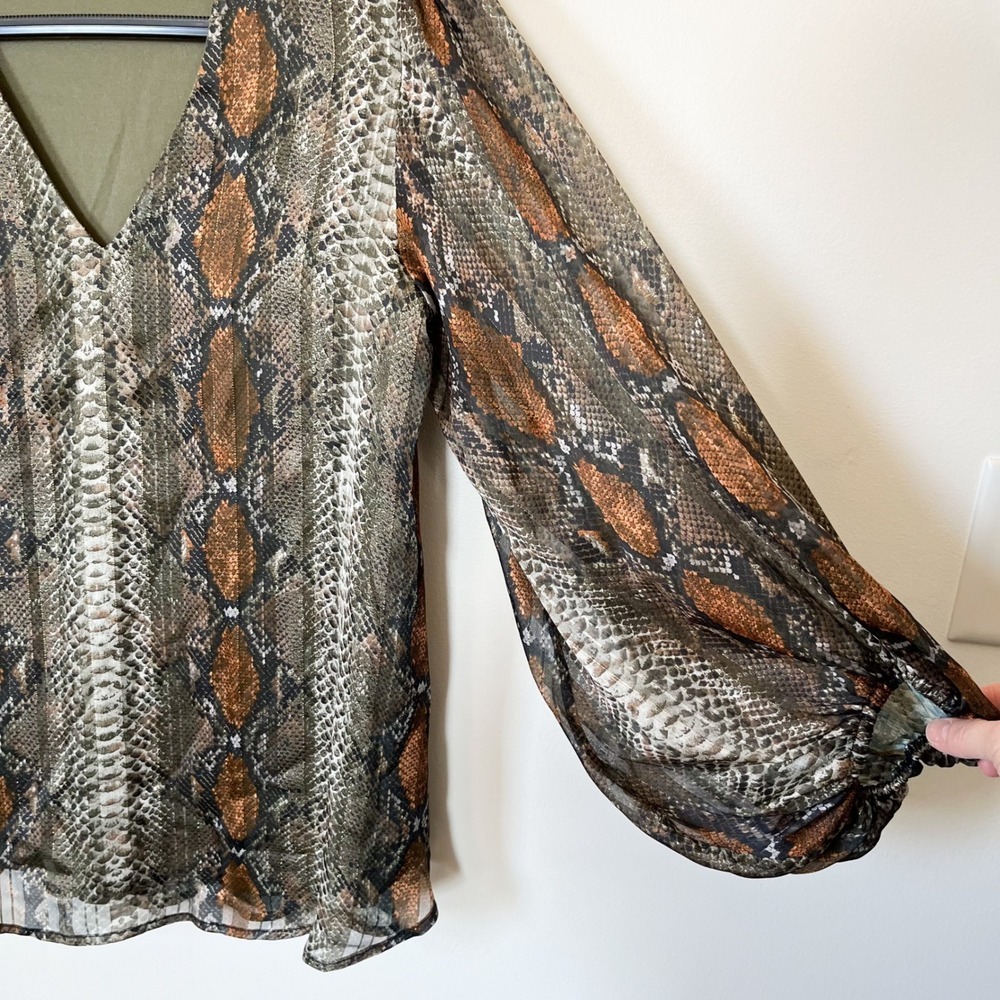 Adrienne Snake Print Balloon‎ Sleeve V-Neck Blouse Womens Medium Green Brown - Picture 4 of 8